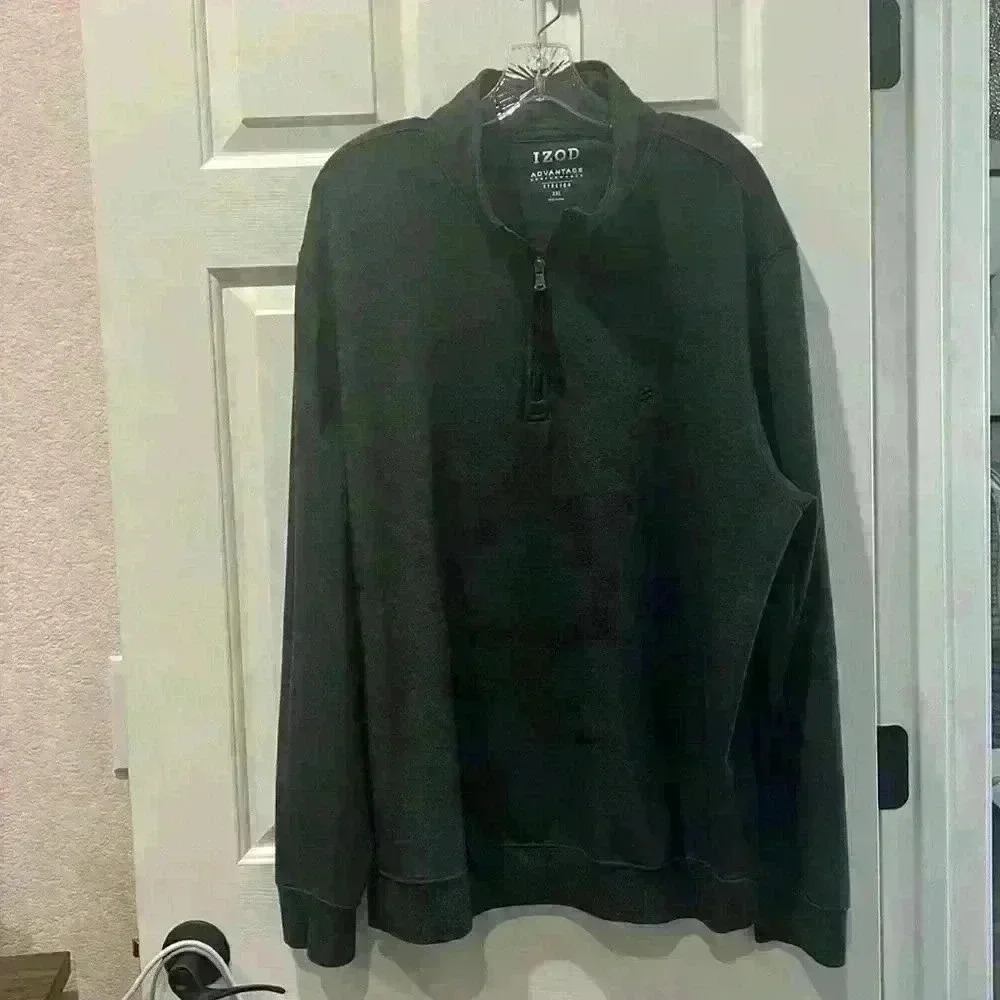 IZOD pull over half zip front lightweight sweatshirt. Size XXL - Picture 2 of 6